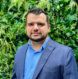 Corretor - Leonardo Portella